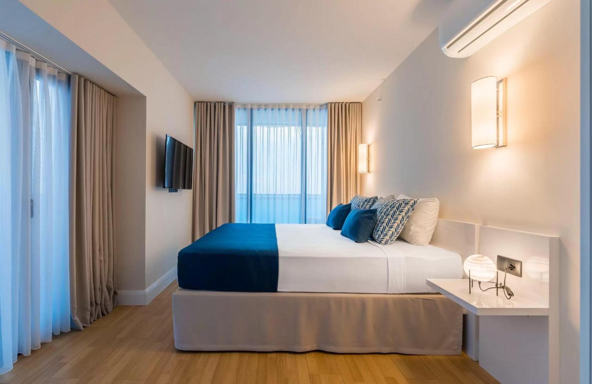 Panorama Sea View Central City Batumi & Aparthotel Exterior photo